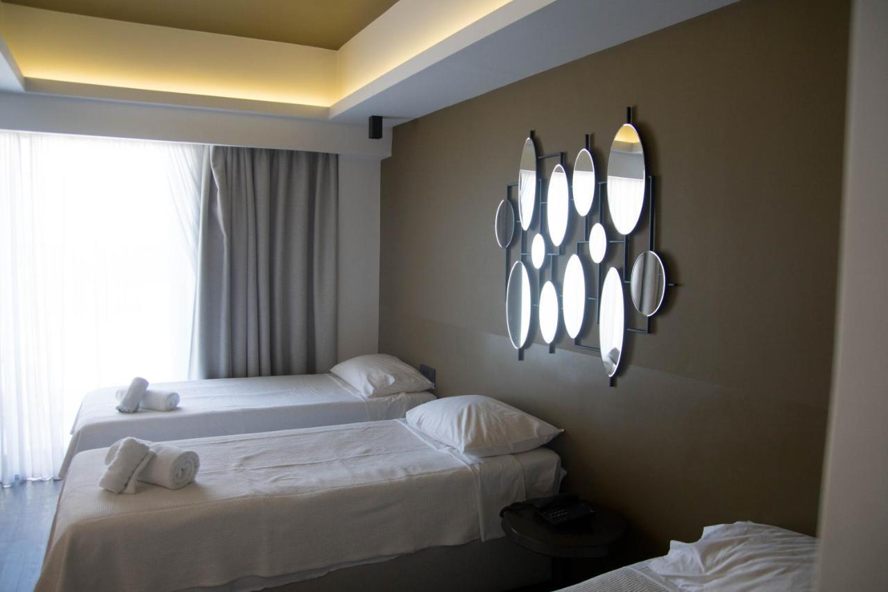 Adonis City Hotel Patras Exteriér fotografie