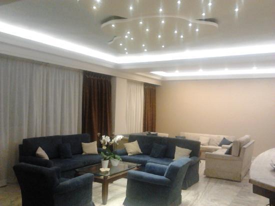 Adonis City Hotel Patras Exteriér fotografie