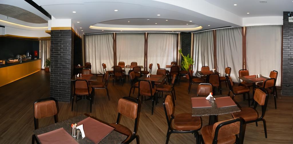 Adonis City Hotel Patras Exteriér fotografie